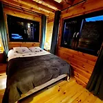 Le Aura Et Jacuzzi シャレー