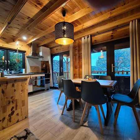 Chalet Le Aura Et Jacuzzi Abreschviller