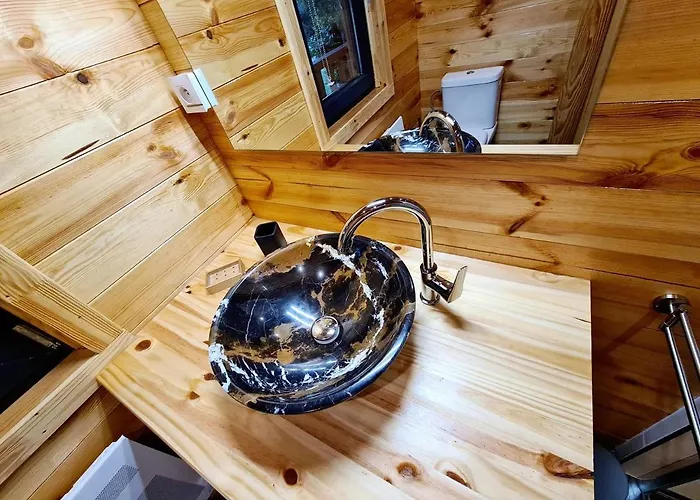 Domek alpejski Le Aura Et Jacuzzi Abreschviller