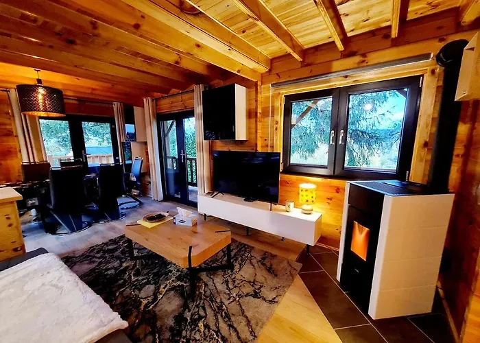 Le Aura Et Jacuzzi *