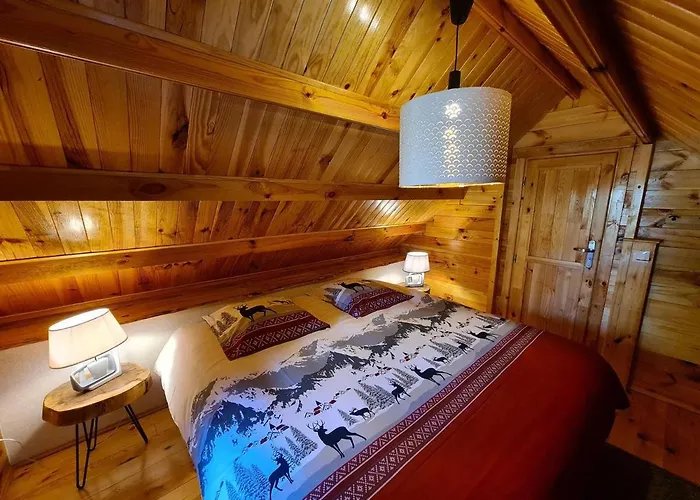 Domek alpejski Le Aura Et Jacuzzi Abreschviller