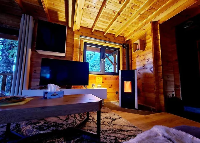 Domek alpejski Le Aura Et Jacuzzi *